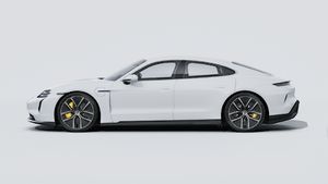 Vanjski pogled na Taycan Turbo S prikazuje lijevu stranu automobila