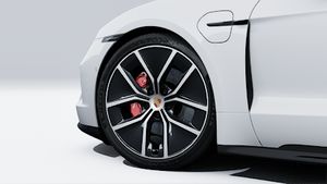 Vanjski pogled na Taycan 4S Black Edition