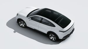 A Cayenne Coupé Electric külső nézete felülről nézve