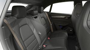 Belső nézet a Macan Turbo