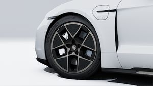 Exterior view of Taycan Turbo