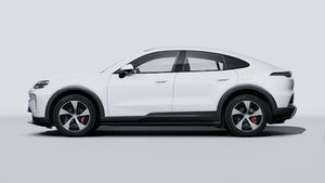 Exterior view of Cayenne S Coupé Electric showing the left side of the car