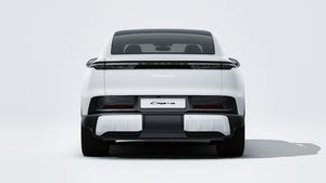 Exterior view of Cayenne S Coupé Electric showing the rear of the car