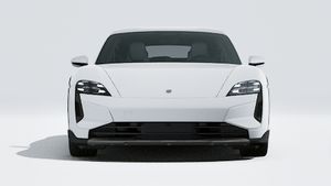 Exterior view of Taycan Turbo Cross Turismo showing the front of the car