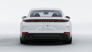 Exterior view of Panamera 4 showing the rear of the car