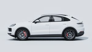 מראה חיצוני של ה-Cayenne S Coupé, מראה את הצד השמאלי של המכונית