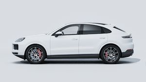 מראה חיצוני של ה-Cayenne S Coupé, מראה את הצד השמאלי של המכונית