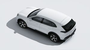מבט חיצוני של ה-Cayenne S Electric מלמעלה