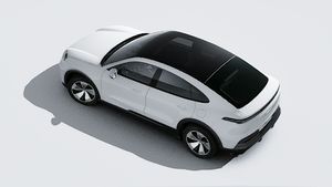 מבט חיצוני של ה-Cayenne Coupé Electric מלמעלה
