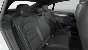 מבט פנימי של Cayenne S Coupé Electric