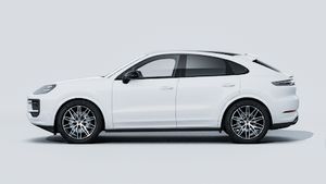 Exterior view of Cayenne Coupé Black Edition showing the left side of the car