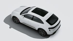 Exterior view of Macan Turbo seen from above