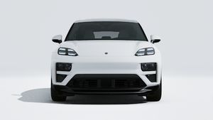 Exterior view of Macan Turbo showing the front of the car