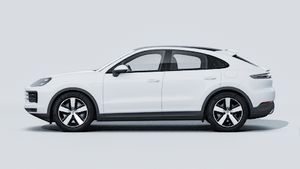 Exterior view of Cayenne E-Hybrid Coupé showing the left side of the car