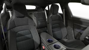 Interior view showing the front seats of Taycan Sport Turismo Black Edition