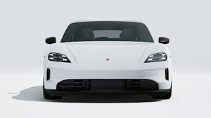Exterior view of Taycan Sport Turismo Black Edition showing the front of the car