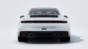 Vista esterna di 911 Targa 4S che mostra la parte posteriore della vettura