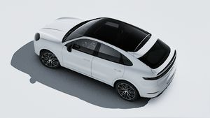 Exterior view of Cayenne Coupé Black Edition seen from above