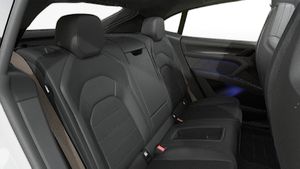Interior view of Cayenne Turbo Coupé Electric