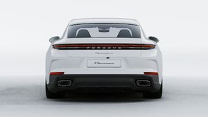 Exterior view of Panamera 4 E-Hybrid showing the rear of the car