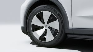 Exterior view of Cayenne Coupé Electric
