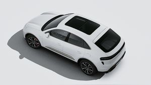 Exterior view of Macan Turbo seen from above