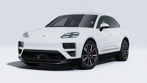 Exterior view of Macan Turbo showing the front and left side of the car