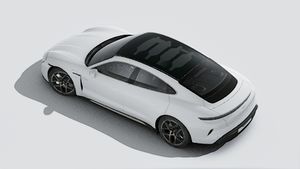 Exterior view of Taycan Turbo seen from above