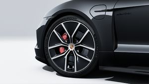 Exterior view of Taycan 4S Black Edition