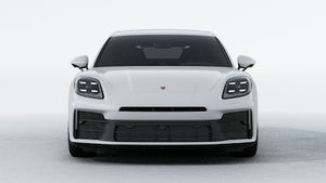 Exterior view of Panamera 4 showing the front of the car