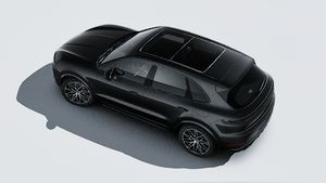 上から見た Cayenne E-Hybrid Black Edition の外観