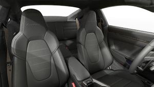 911 Turbo S의 인테리어 앞좌석 뷰