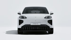 Cayenne Turbo Coupé Electric의 익스테리어 전면 뷰