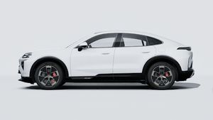 Cayenne Turbo Coupé Electric의 익스테리어 좌측면 뷰