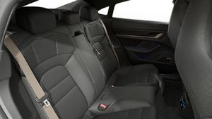 Taycan Turbo S 인테리어 뷰 보기