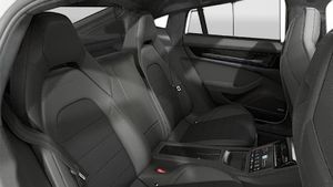 Panamera GTS 인테리어 뷰 보기