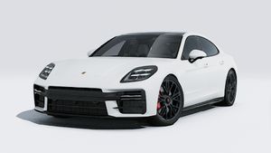 Panamera GTS의 익스테리어 전면 및 좌측면 뷰