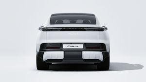 Exterior view of Cayenne S Coupé Electric showing the rear of the car