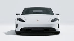 Внешний вид Taycan с изображением передней части автомобиля