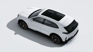 Exterior view of Cayenne Turbo Electric seen from above