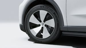 Exterior view of Cayenne Coupé Electric