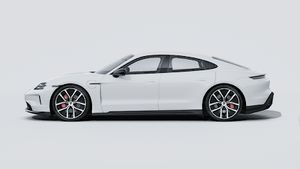 Išorinis Taycan 4S Black Edition vaizdas iš kairės automobilio pusės
