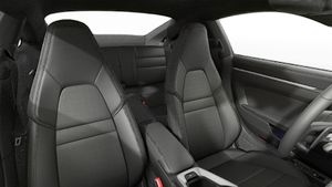 Innenansicht mit den Vordersitzen von 911 Carrera