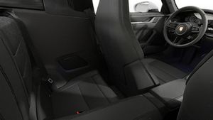 Innenansicht mit den Rücksitzen von 911 Targa 4S