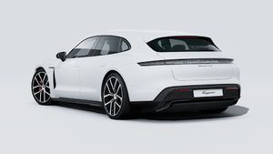 Außenansicht von Taycan 4S Sport Turismo Black Edition mit der Rückseite und der linken Seite des Fahrzeugs