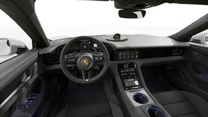 Skats no salona, kurā redzams stūres rats un instrumentu panelis Taycan GTS Sport Turismo