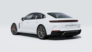 Panamera Turbo E-Hybrid ārējais skats, kurā redzama automašīnas aizmugure un kreisā puse.