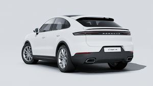 Vue extérieure de Cayenne Coupé montrant l'arrière et le côté gauche de la voiture