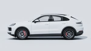 Vue extérieure de Cayenne S Coupé montrant le côté gauche de la voiture