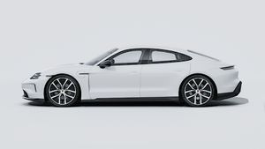 Exterior view of Taycan 4 Black Edition showing the left side of the car